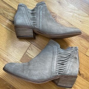 Vince Camuto Pippsy Foxy Taupe Suede Booties